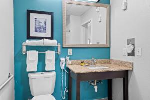 blue water inn and suites bw signature collection