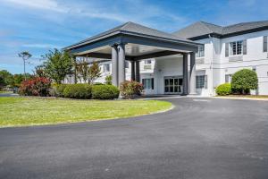 blue water inn and suites bw signature collection