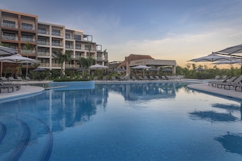 ventus ha at marina el cid spa and beach resort