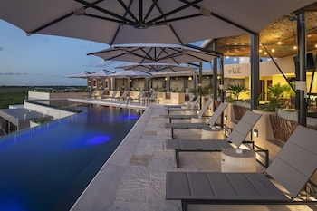 ventus ha at marina el cid spa and beach resort