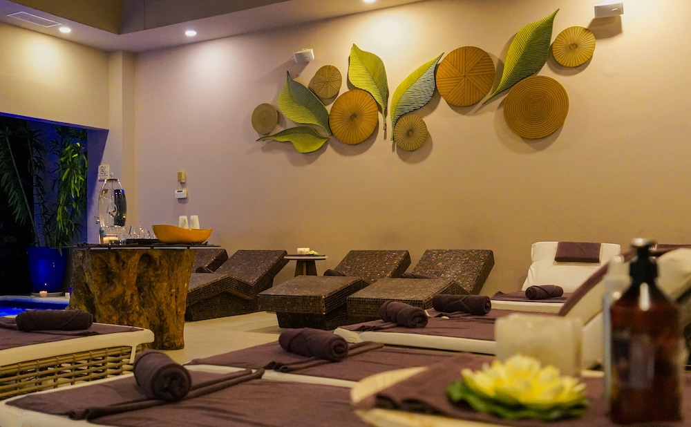 ventus ha at marina el cid spa and beach resort