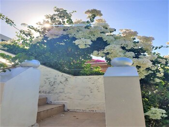 private apartment sea view