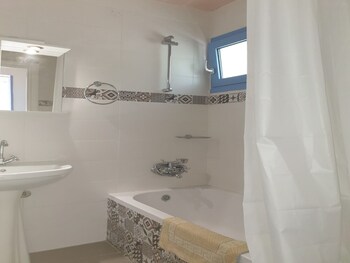 private apartment sea view
