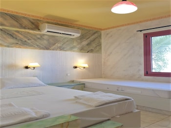 private apartment sea view