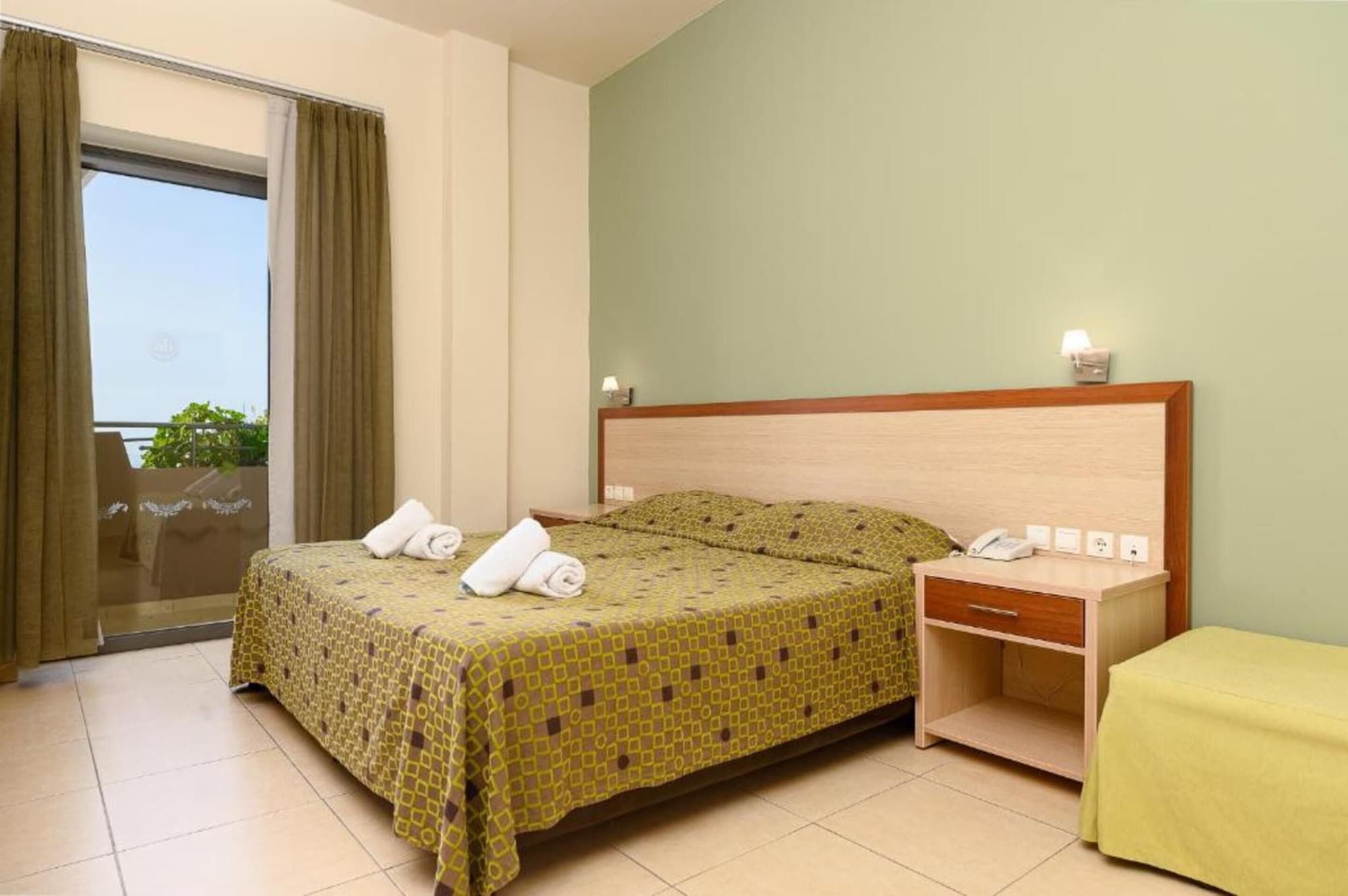 alianthos beach hotel