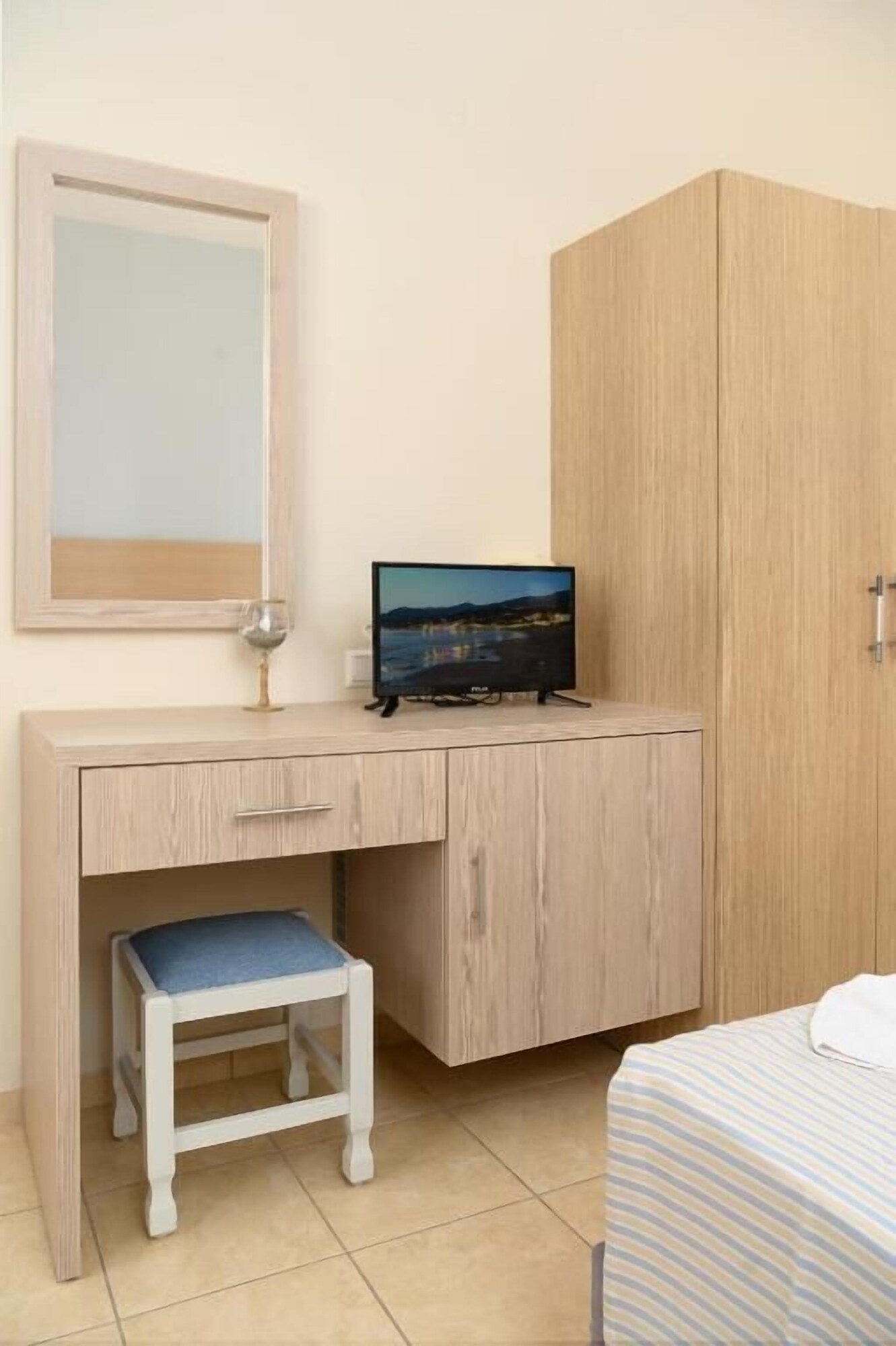 alianthos beach hotel