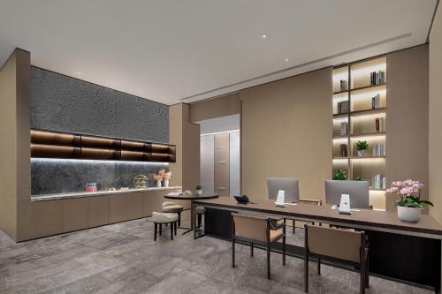 somerset haizhu centre guangzhou