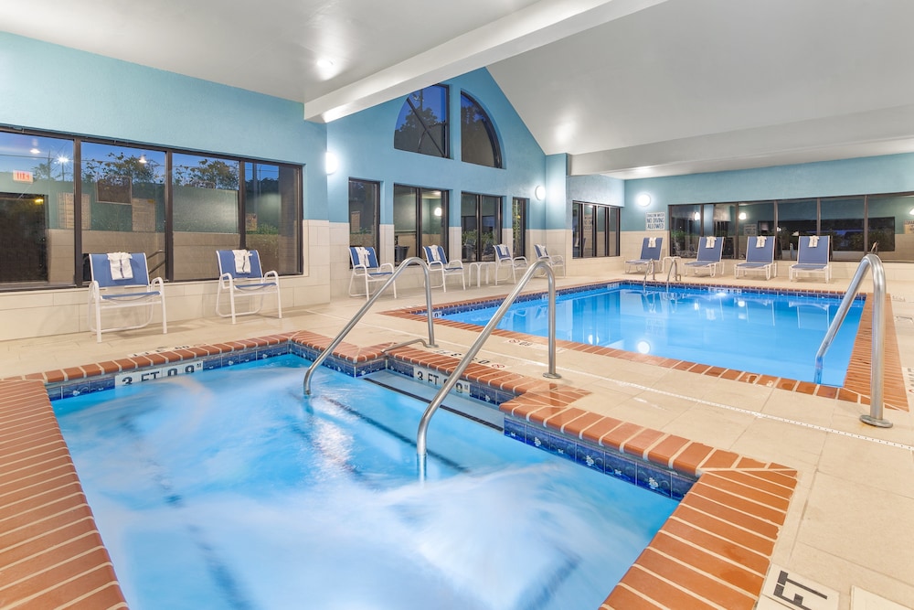 holiday inn express and suites greenville spartanburg duncan by ihg