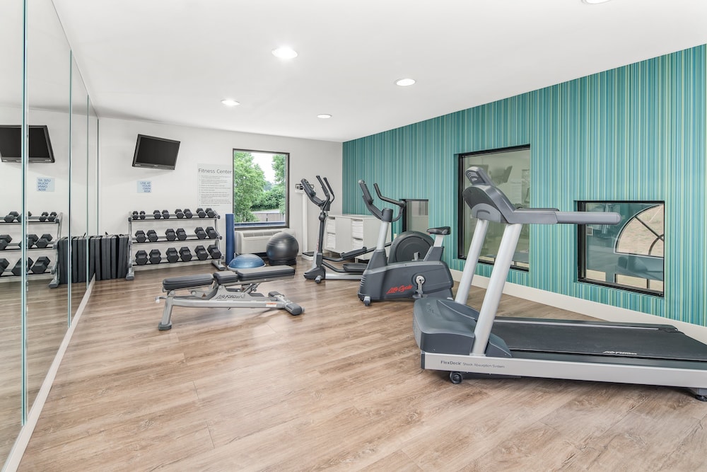 holiday inn express and suites greenville spartanburg duncan by ihg
