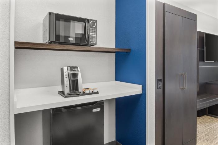 holiday inn express and suites greenville spartanburg duncan by ihg