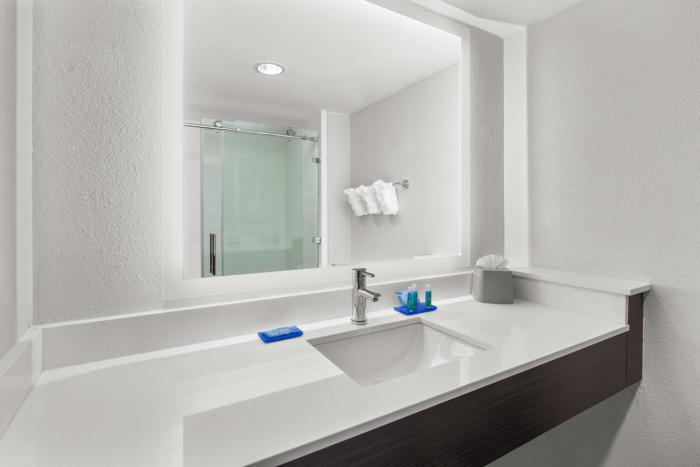 holiday inn express and suites greenville spartanburg duncan by ihg