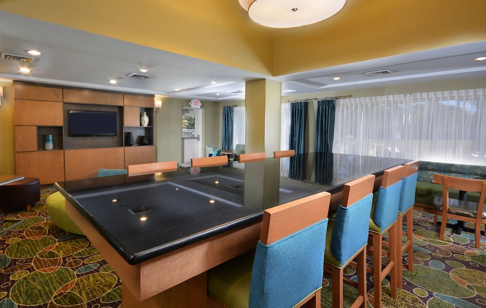 holiday inn express and suites high point south