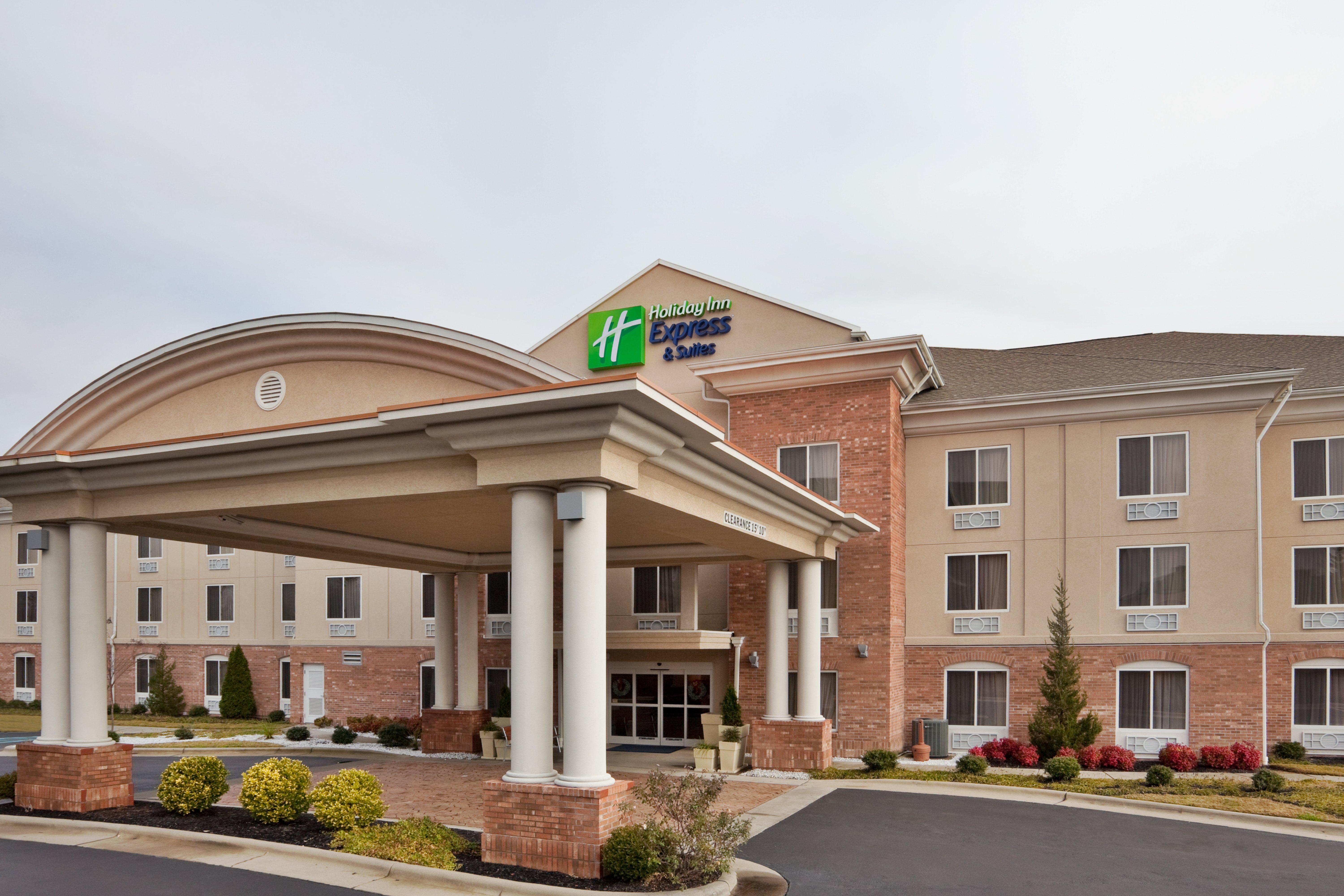 holiday inn express and suites high point south