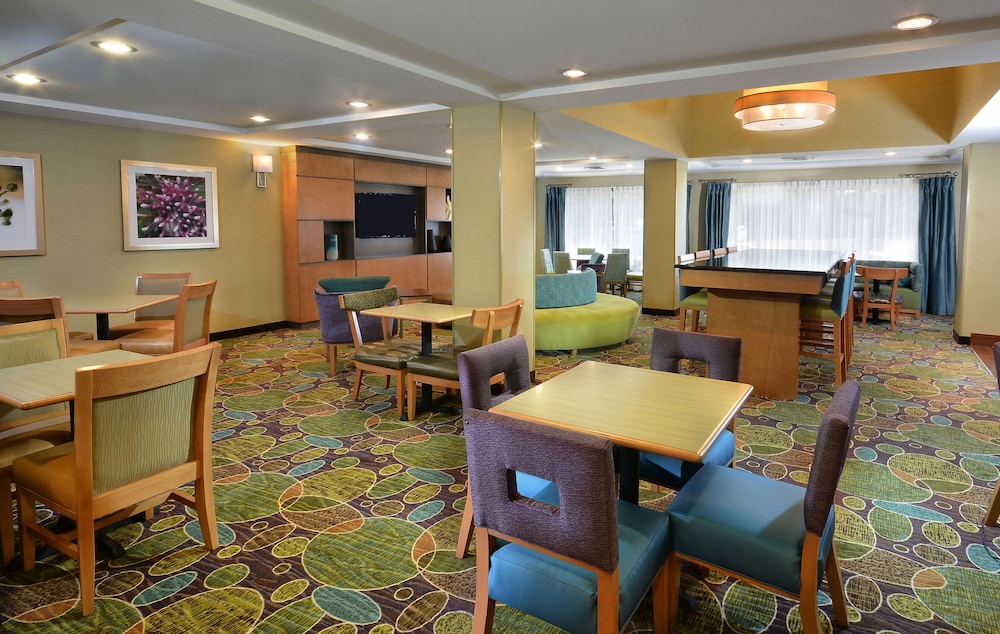 holiday inn express and suites high point south