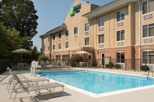 holiday inn express and suites high point south