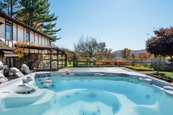 las flores villa