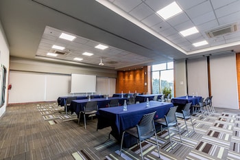 hotel guadalajara country club by hnf