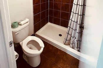 econo lodge inn and suites downtown san antonio riverwalk area