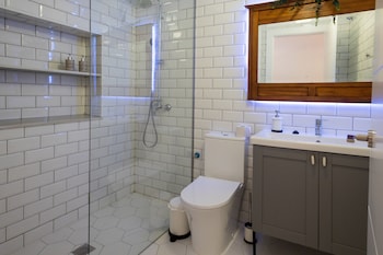 portus gaditanus sxviii patio andaluz bed and breakfast