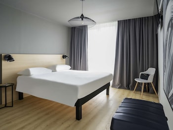 ibis styles lille neuville en ferrain