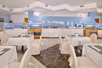 aregai marina hotel and residence