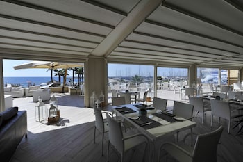 aregai marina hotel and residence