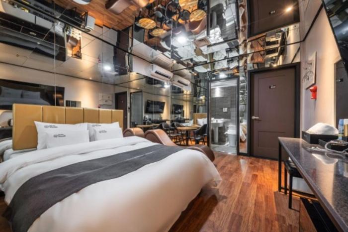 bundang yatap you and me hotel