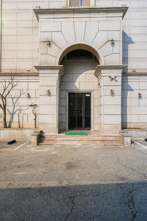 yangju hotel self check in daian
