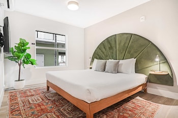 roami at the carmela