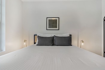 roami at the carmela