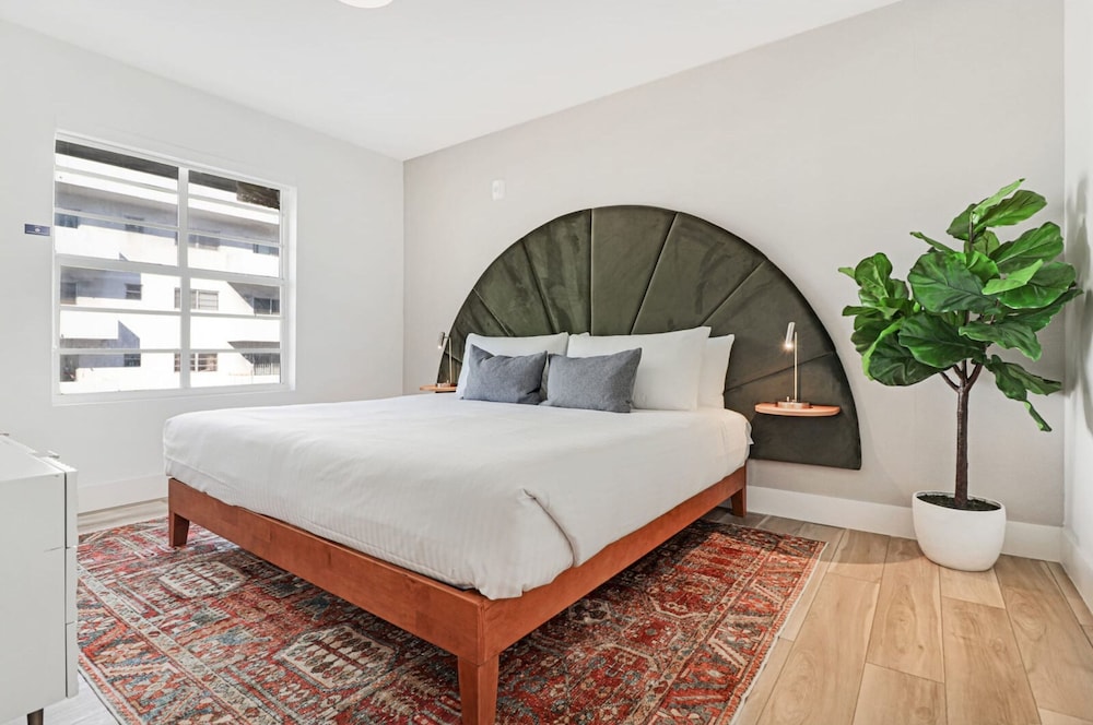 roami at the carmela