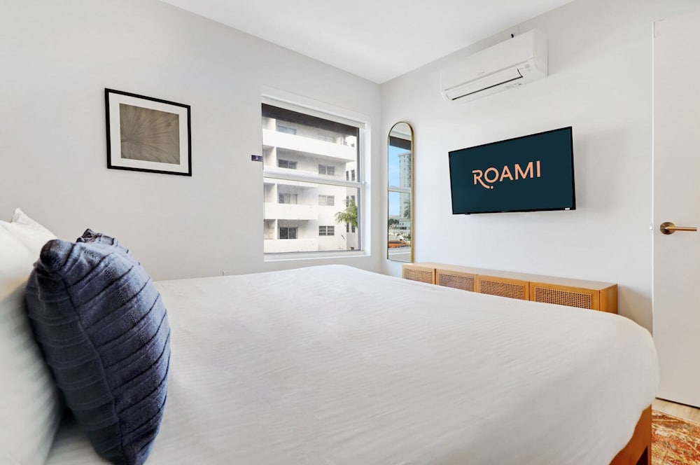 roami at the carmela