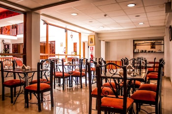 san blas plaza inn