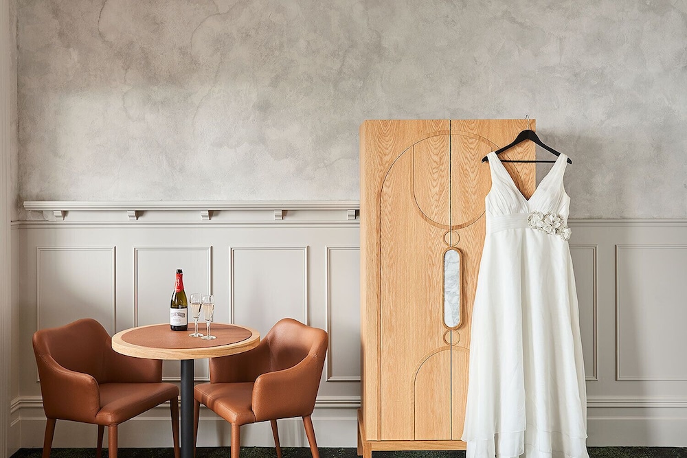 portarlington grand hotel