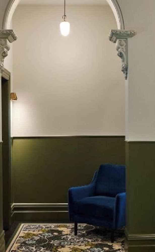 portarlington grand hotel