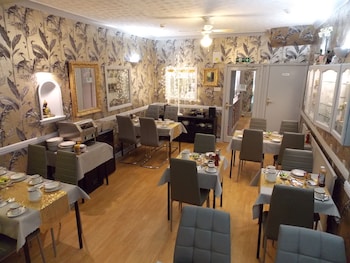 the rockley hotel