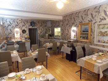 the rockley hotel