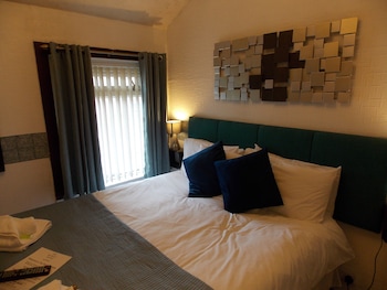 the rockley hotel