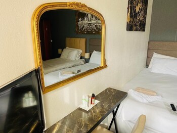 the rockley hotel