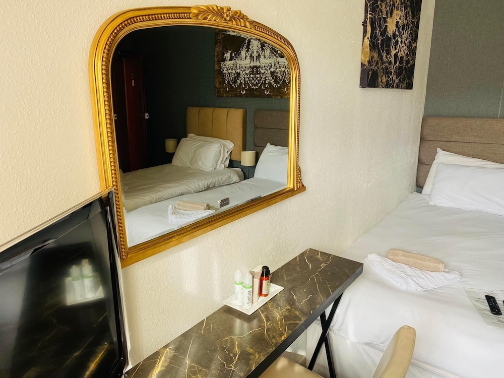 the rockley hotel