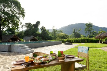 wild glamping gal oya