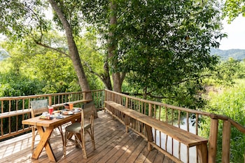 wild glamping gal oya