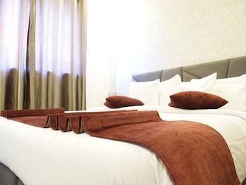 twins downtown hotel