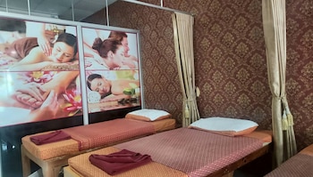 lewit hotel pattaya a member of radisson individuals