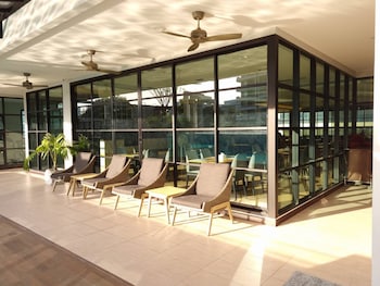 lewit hotel pattaya a member of radisson individuals