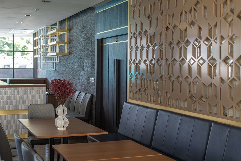 lewit hotel pattaya a member of radisson individuals