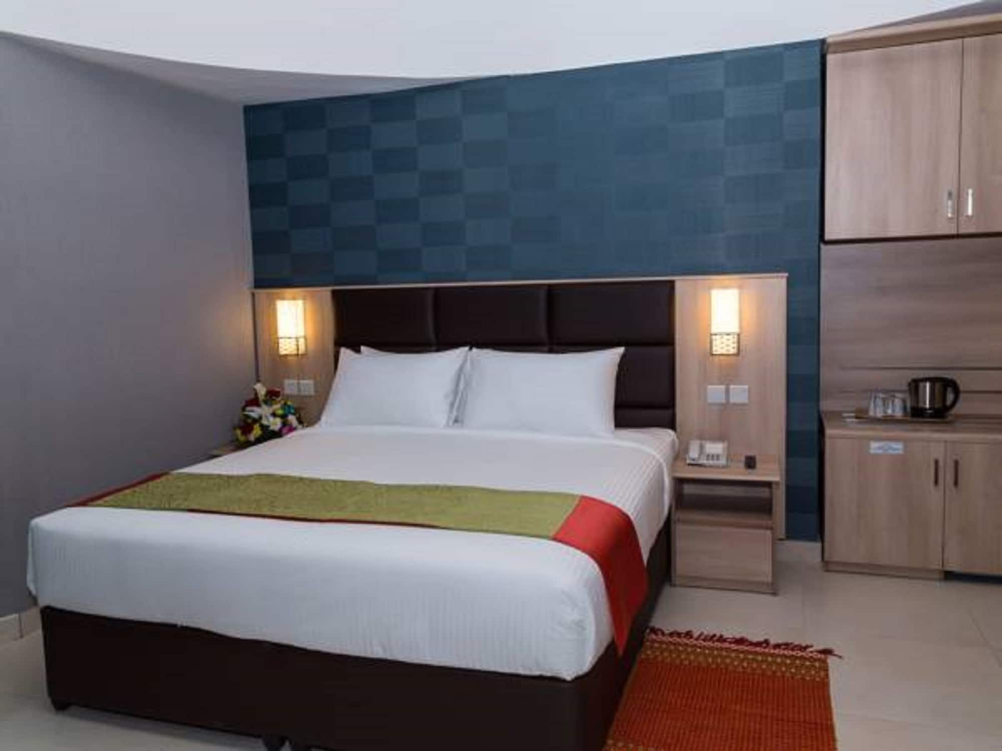 florida square hotel