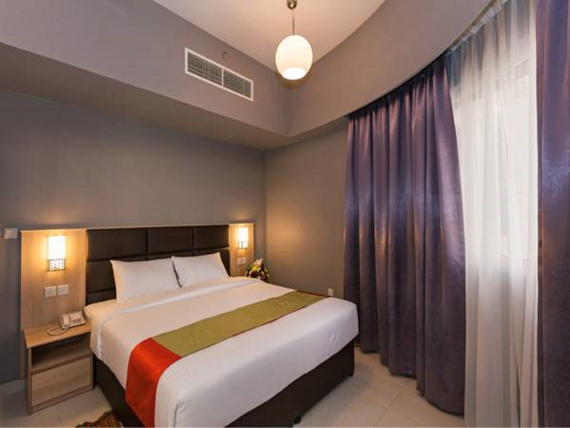 florida square hotel