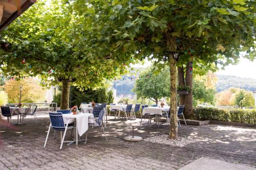 hotel restaurant neuhaus