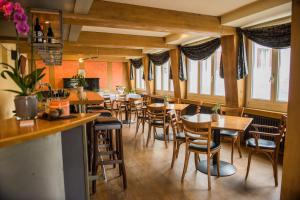 hotel restaurant neuhaus